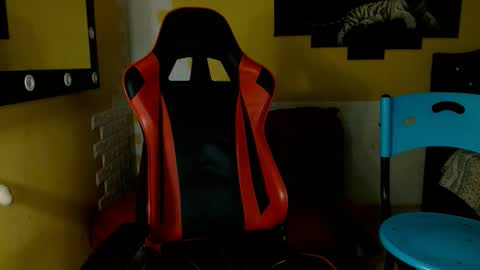 Lilith online show from November 18, 2025, 8:35 pm