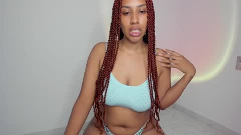 Alejandra  online show from December 19, 2024, 4:23 am