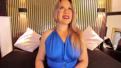   online show from November 15, 2025, 7:10 pm