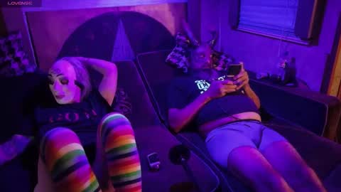 Snapshot of lilithjamiez chatting on October 15, 2025, 12:33 am LilithJamiez online show from October 15, 2025, 12:33 am