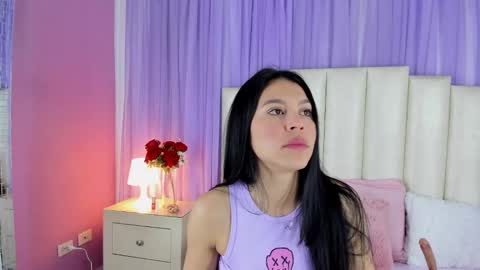 Snapshot of lilithmars69 chatting on December 18, 2024, 4:20 am Lilith online show from December 18, 2024, 4:20 am