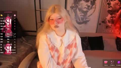 Snapshot of lilithnelson chatting on September 15, 2025, 8:53 pm LilithNelson online show from September 15, 2025, 8:53 pm