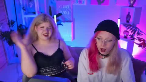 Snapshot of lilithnelson chatting on September 23, 2025, 6:00 pm LilithNelson online show from September 23, 2025, 6:00 pm