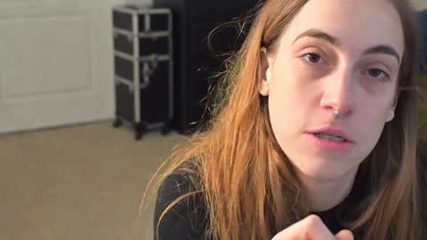 Snapshot of lilithoftrees chatting on December 27, 2024, 10:59 pm L online show from December 27, 2024, 10:59 pm