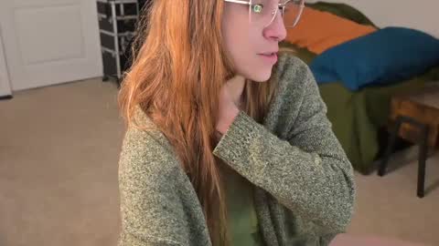 Snapshot of lilithoftrees chatting on January 1, 2025, 8:37 pm L online show from January 1, 2025, 8:37 pm