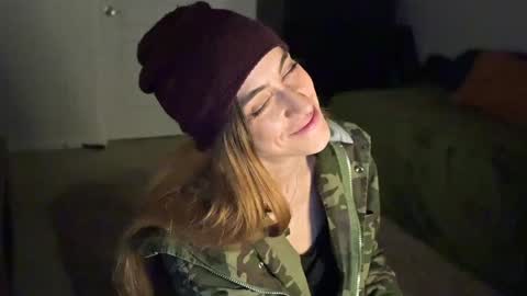 Snapshot of lilithoftrees chatting on January 31, 2025, 3:52 am L online show from January 31, 2025, 3:52 am