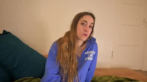 Snapshot of lilithoftrees chatting on March 8, 2025, 8:22 am L online show from March 8, 2025, 8:22 am