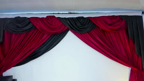 jessi 3 online show from December 1, 2024, 7:03 pm