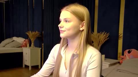 Snapshot of lilitrosen chatting on November 23, 2025, 5:29 am lilitrosen online show from November 23, 2025, 5:29 am