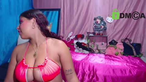 Snapshot of lilits_boobs chatting on December 17, 2024, 5:29 am liliana online show from December 17, 2024, 5:29 am