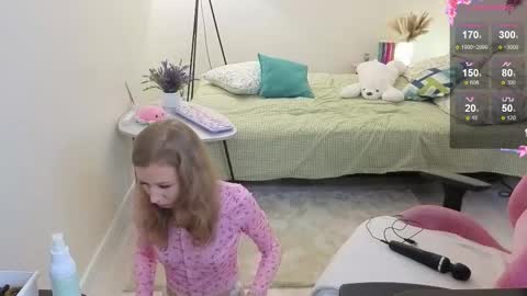 Maria online show from November 7, 2025, 2:33 am