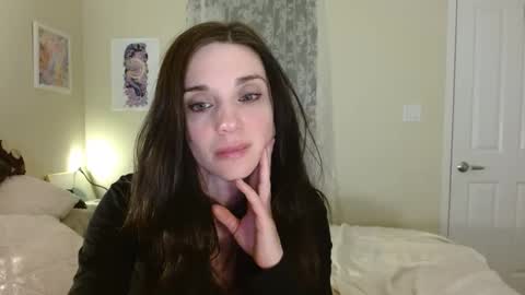 Snapshot of lillian_rose chatting on December 15, 2024, 5:45 am Lillian Rose online show from December 15, 2024, 5:45 am