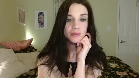 Snapshot of lillian_rose chatting on January 20, 2025, 3:48 am Lillian Rose online show from January 20, 2025, 3:48 am