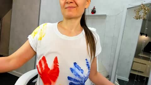 lillian_white1 online show from January 9, 2025, 11:03 am