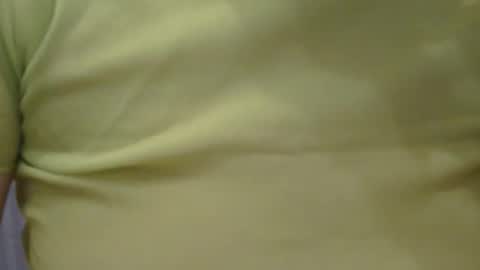 Snapshot of lillkit chatting on December 2, 2025, 10:05 pm Lilu online show from December 2, 2025, 10:05 pm