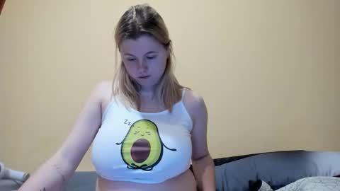 Lilly Depp online show from December 13, 2025, 7:53 pm