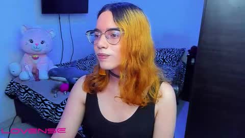 Lilly3 online show from October 26, 2025, 12:16 am