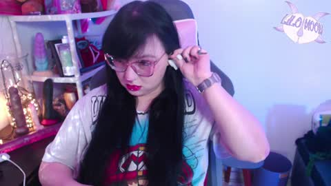 Snapshot of lilomoon69 chatting on January 2, 2025, 2:54 am Lilo online show from January 2, 2025, 2:54 am