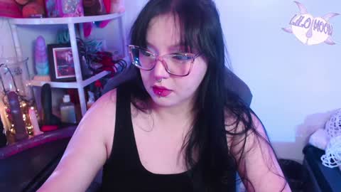 Snapshot of lilomoon69 chatting on January 6, 2025, 2:48 am Lilo online show from January 6, 2025, 2:48 am