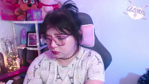 Snapshot of lilomoon69 chatting on January 13, 2025, 3:45 am Lilo online show from January 13, 2025, 3:45 am