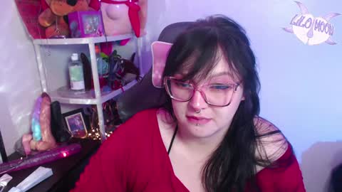 Snapshot of lilomoon69 chatting on January 16, 2025, 2:51 am Lilo online show from January 16, 2025, 2:51 am
