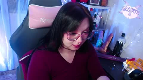 Snapshot of lilomoon69 chatting on January 30, 2025, 6:46 am Lilo online show from January 30, 2025, 6:46 am