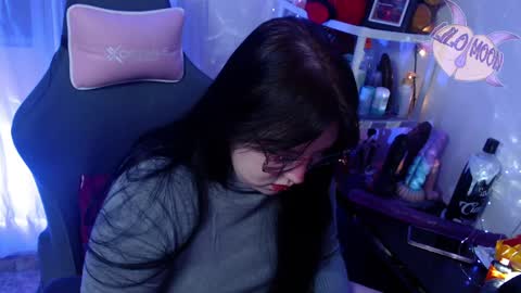 Snapshot of lilomoon69 chatting on February 7, 2025, 4:27 am Lilo online show from February 7, 2025, 4:27 am