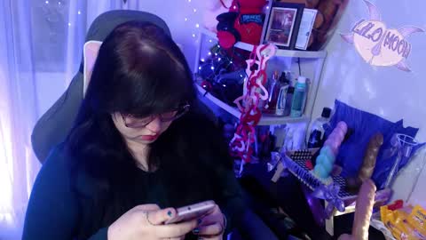 Snapshot of lilomoon69 chatting on February 18, 2025, 3:21 am Lilo online show from February 18, 2025, 3:21 am