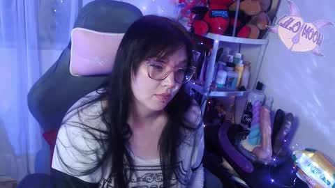 Snapshot of lilomoon69 chatting on March 3, 2025, 6:37 am Lilo online show from March 3, 2025, 6:37 am