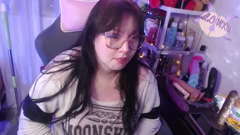 Snapshot of lilomoon69 chatting on March 10, 2025, 7:10 am Lilo online show from March 10, 2025, 7:10 am