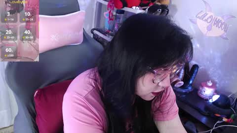 Snapshot of lilomoon69 chatting on September 19, 2025, 12:39 pm Lilo online show from September 19, 2025, 12:39 pm