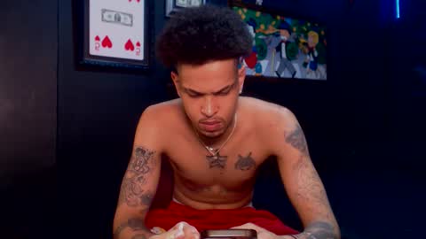 Snapshot of lilray99 chatting on December 5, 2024, 3:15 am ONLYFANS online show from December 5, 2024, 3:15 am