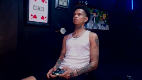 Snapshot of lilray99 chatting on December 7, 2024, 1:58 am ONLYFANS online show from December 7, 2024, 1:58 am