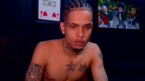 Snapshot of lilray99 chatting on January 1, 2025, 12:11 am ONLYFANS online show from January 1, 2025, 12:11 am