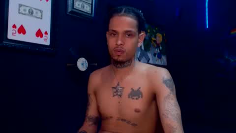 Snapshot of lilray99 chatting on February 17, 2025, 10:40 am ONLYFANS online show from February 17, 2025, 10:40 am