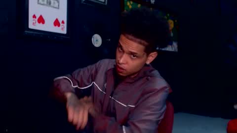 Snapshot of lilray99 chatting on February 24, 2025, 8:38 am ONLYFANS online show from February 24, 2025, 8:38 am