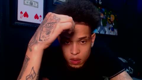 Snapshot of lilray99 chatting on February 26, 2025, 9:21 am ONLYFANS online show from February 26, 2025, 9:21 am