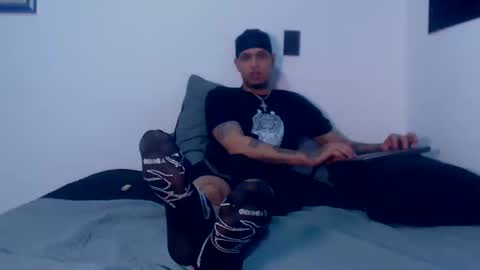 Snapshot of lilray99 chatting on September 19, 2025, 5:53 am ONLYFANS online show from September 19, 2025, 5:53 am