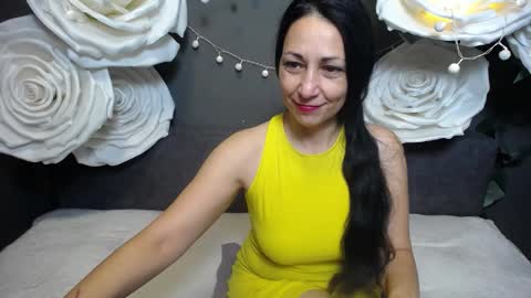 Snapshot of lilugrants chatting on November 3, 2025, 7:48 pm lilugrants online show from November 3, 2025, 7:48 pm