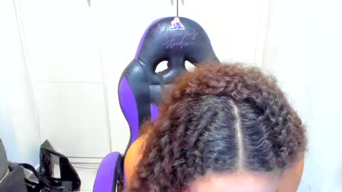 Snapshot of lily_anal_squirt chatting on December 21, 2024, 7:49 pm lily_anal_squirt online show from December 21, 2024, 7:49 pm