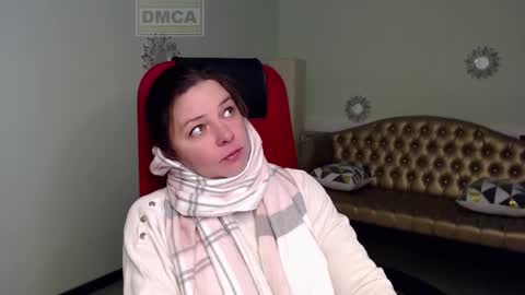 Lily online show from March 10, 2025, 3:45 am