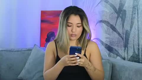 Lily online show from March 9, 2025, 5:55 am