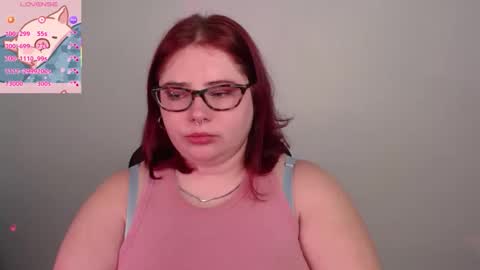 Elina  online show from November 16, 2025, 11:38 am