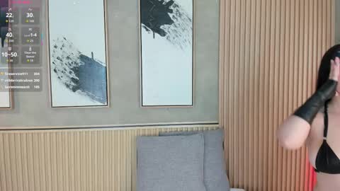 Lily online show from December 14, 2025, 7:18 pm