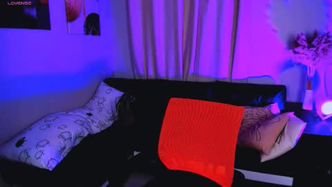 Snapshot of lily_xbaby chatting on September 23, 2025, 8:39 am LILY online show from September 23, 2025, 8:39 am