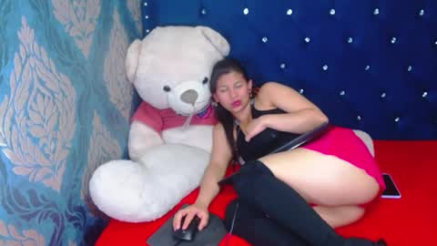 Snapshot of lilyevansxx chatting on February 17, 2025, 9:41 pm Lily online show from February 17, 2025, 9:41 pm