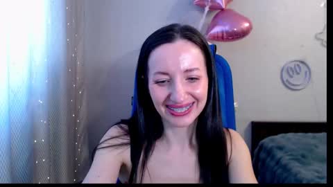 Lily online show from February 8, 2025, 9:13 am