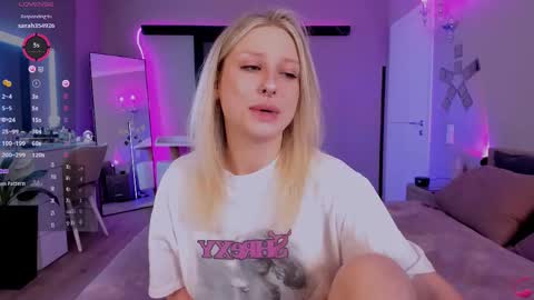 Lily online show from February 9, 2025, 3:56 pm