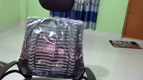 limaakter246618 online show from February 27, 2025, 1:27 am