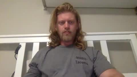 Snapshot of limitlesschris chatting on October 20, 2025, 2:06 pm Chris online show from October 20, 2025, 2:06 pm